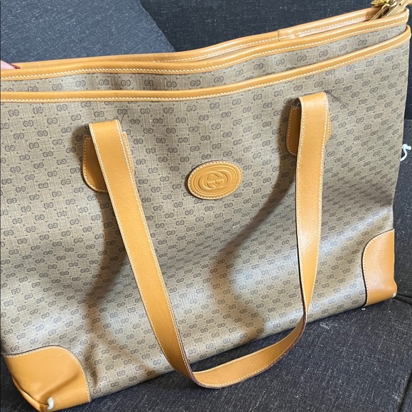 Gucci Beige Tan Monogram Tote with Yellow-Tan Leather Trim - Picture 4 of 4